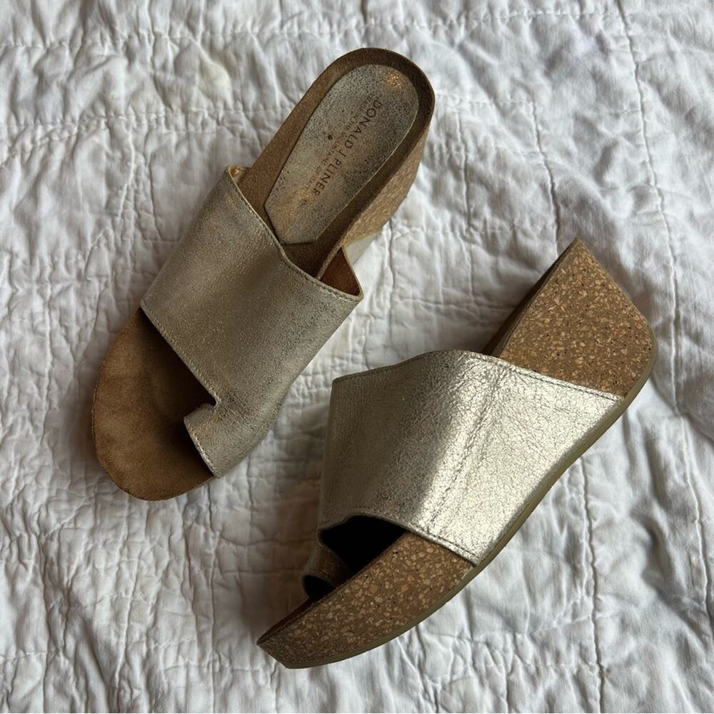 Donald J Pliner Ginie Metallic Leather Platform Wedge Cork Sandals